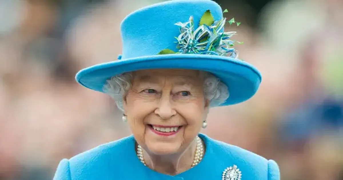 Fotografer Ini Punya Trik Khusus Bikin Ratu Elizabeth Ketawa