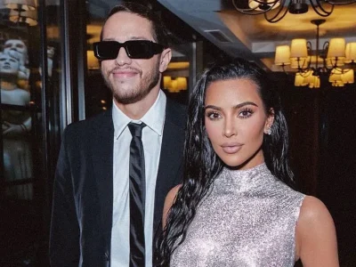 kim-kardashian-pete-davidson-fetish-foot