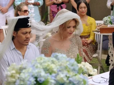 mayky-wongkar-menikah-dengan-pria-bule