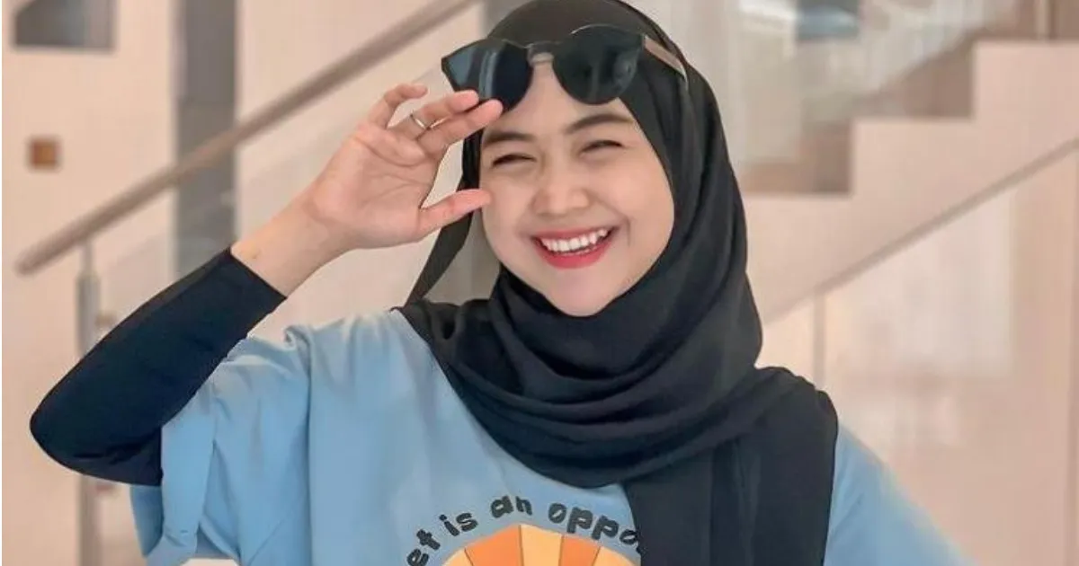 Tulis Status Ingin Dihargai, Ria Ricis Kembali Kena Nyinyir