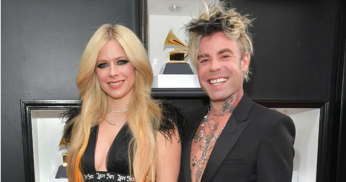 Avril Lavigne dan Mod Sun Putus Setelah 10 Bulan Bertunangan