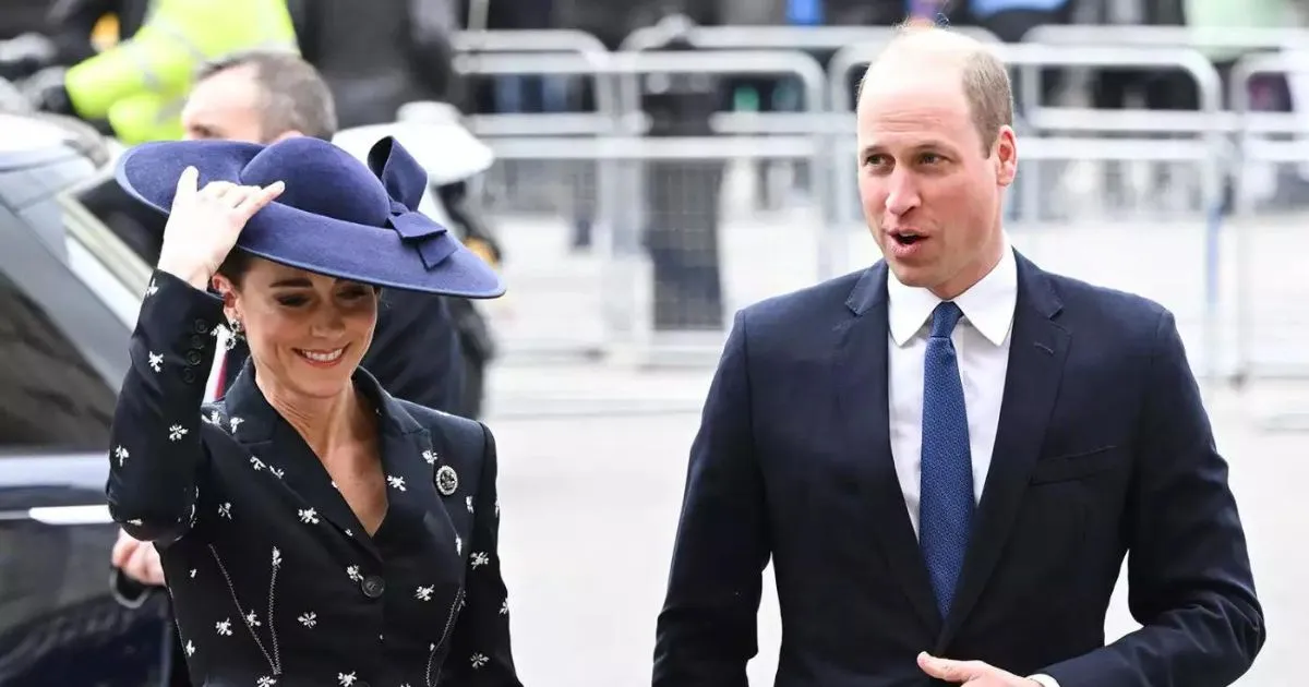 Pesona Kate Middleton Kenakan Bross Pemberian Raja Charles III