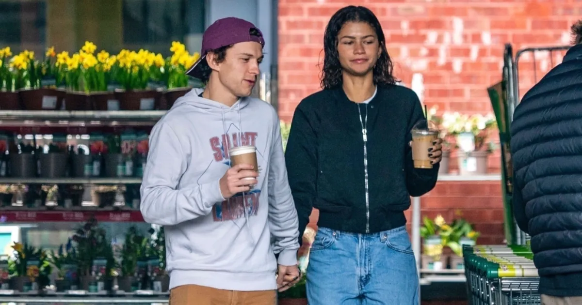 Tom Holland dan Zendaya Terpergok Kencan