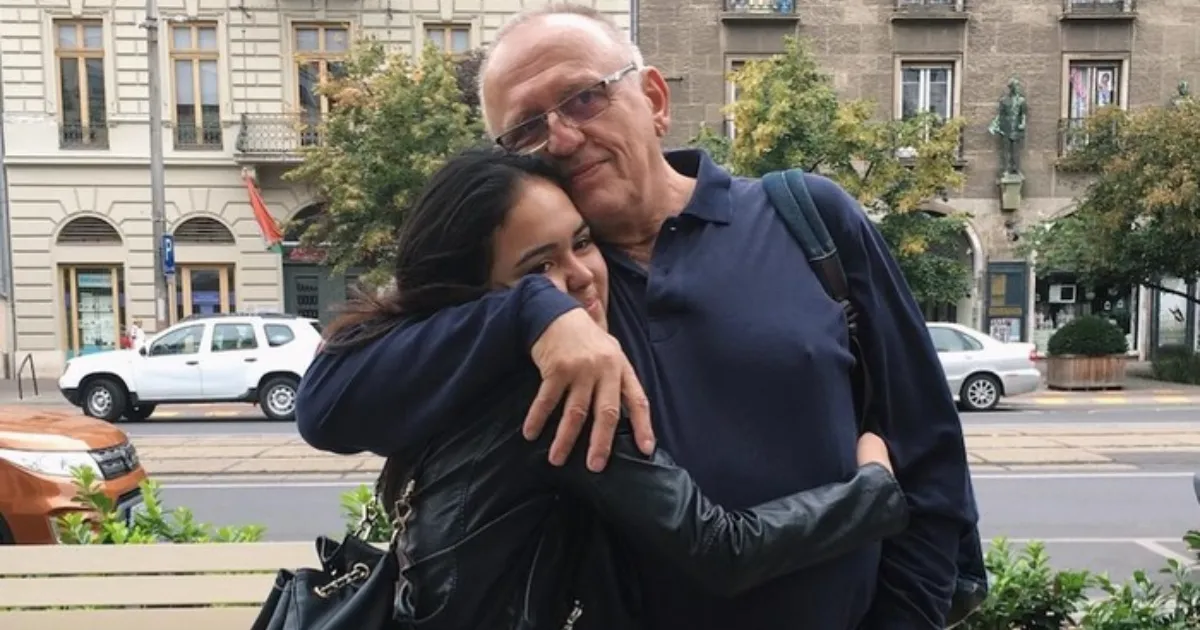 Ayah Mendiang Laura Anna Meninggal Dunia