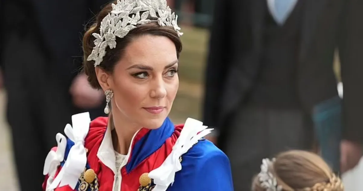 Detail Tersembunyi Perhiasan Kate Middleton di Penobatan Raja Charles III