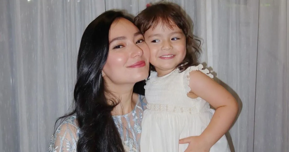 Begini Cara Asmirandah Cegah Sang Anak Ketagihan Gadget
