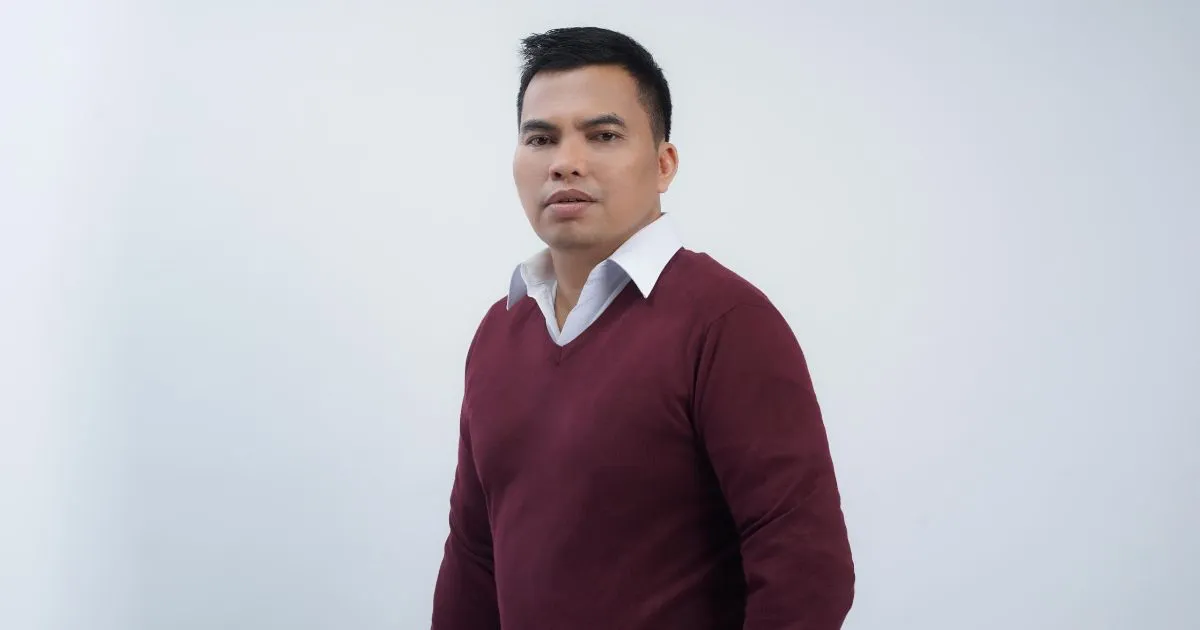 Keren! Adibal Sahrul Latih Vocal Peserta dari Delapan Negara