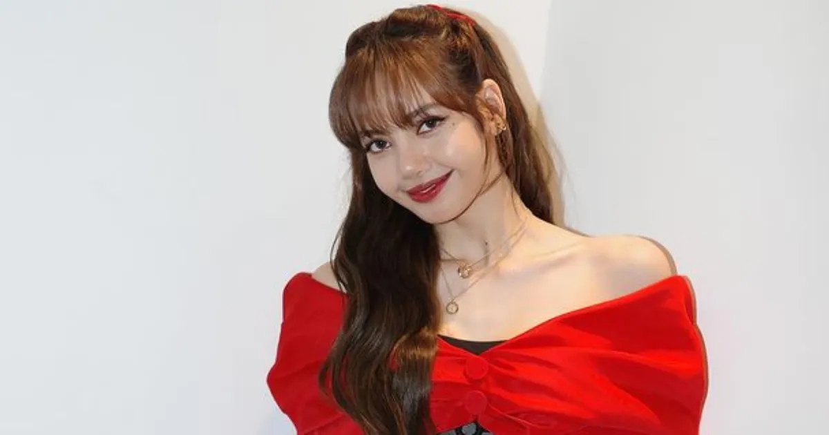 Lisa ‘BLACKPINK’ Diisukan Keluar dari YG Entertainment. Gara-Gara Gajinya Paling Rendah?