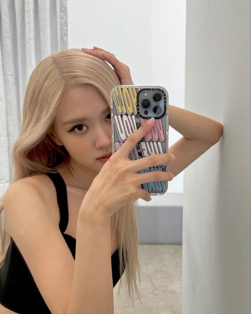 7 Idol K-Pop Wanita Makin Cantik Dengan Rambut Pirang