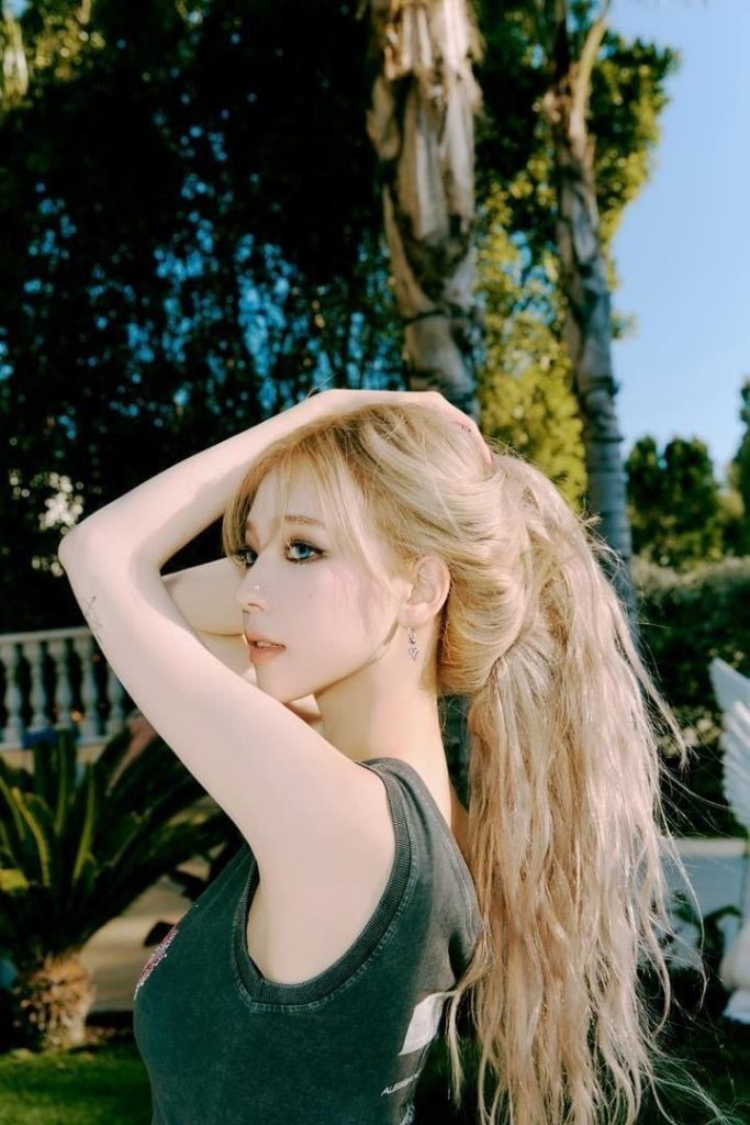 7 Idol K-Pop Wanita Makin Cantik Dengan Rambut Pirang