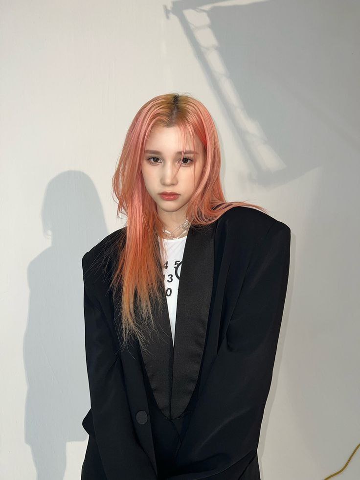 7 Idol K-Pop Wanita Makin Cantik Dengan Rambut Pirang