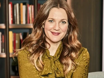 Dikira Jomblo, Ternyata Drew Barrymore Sudah Berkencan 3 Tahun