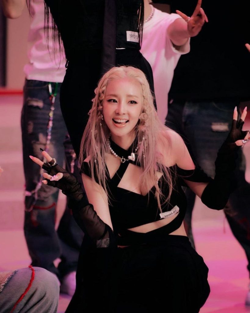 Sebelum Jadi Superstar, 5 Idol K-Pop Ini Pernah Hidup Susah