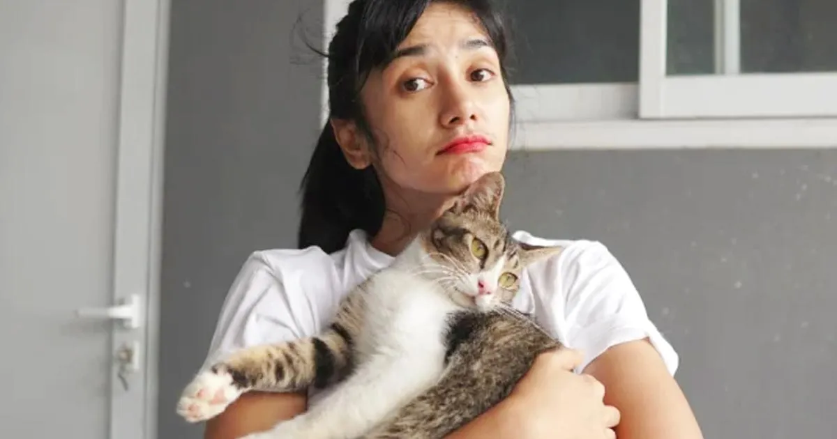 Gara-Gara Punya Kucing, Fanny Ghassani Tak Mau Makan Daging