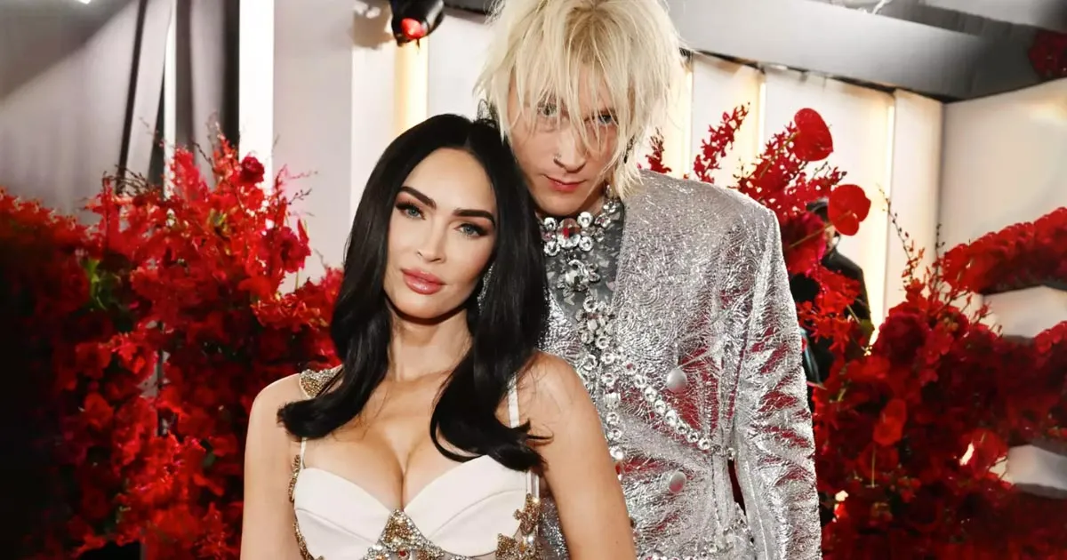 Megan Fox Akui Pernah Keguguran Anak Machine Gun Kelly