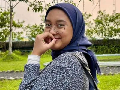 Putri Harry 'Kahitna' Tetap Tegar Usai Alami Kecelakaan Hingga Tangan Diamputasi