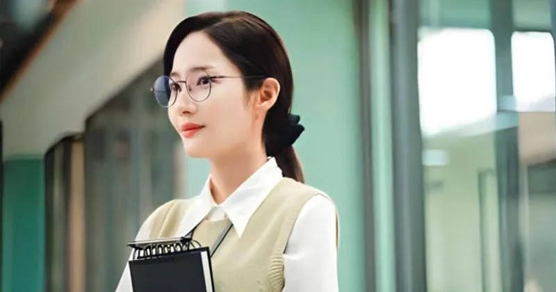 Pakaian Park Min Young di ‘Marry My Husband’ Banjir Kritikan