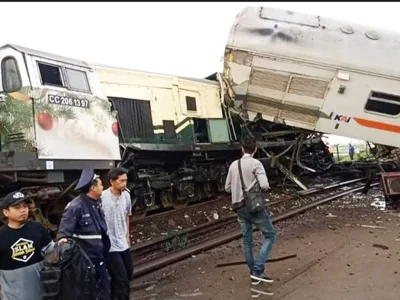 Kondisi Masinis dalam Kecelakaan Tragis Kereta Turangga vs Bandung Raya