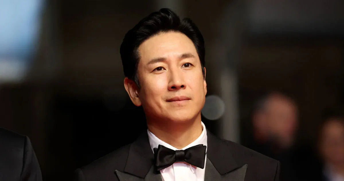 Agensi Ancam Oknum Penyebar Hoax Mendiang Lee Sun Kyun