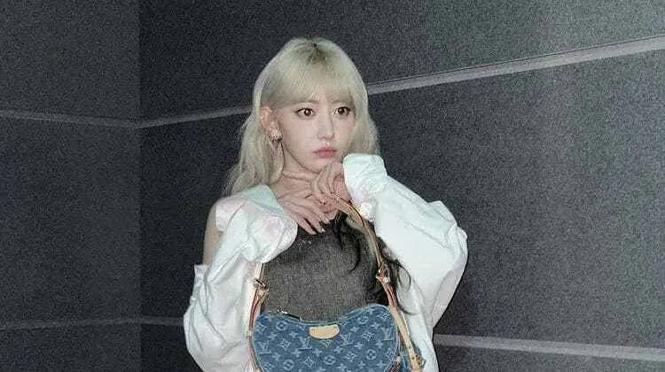 Sakura LE SSERAFIM Lebih Pilih Terbang ke Cina Usai Absen Fan Sign