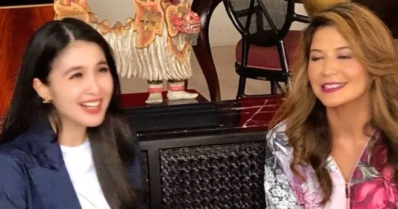 Tamara Bleszynski Beri Dukungan Sandra Dewi Pasca Diperiksa Kejagung