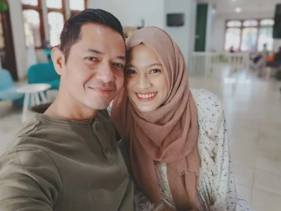 Dude Harlino da Alyssa Soebandono. (Foto: Instagram @ichasoebandono)
