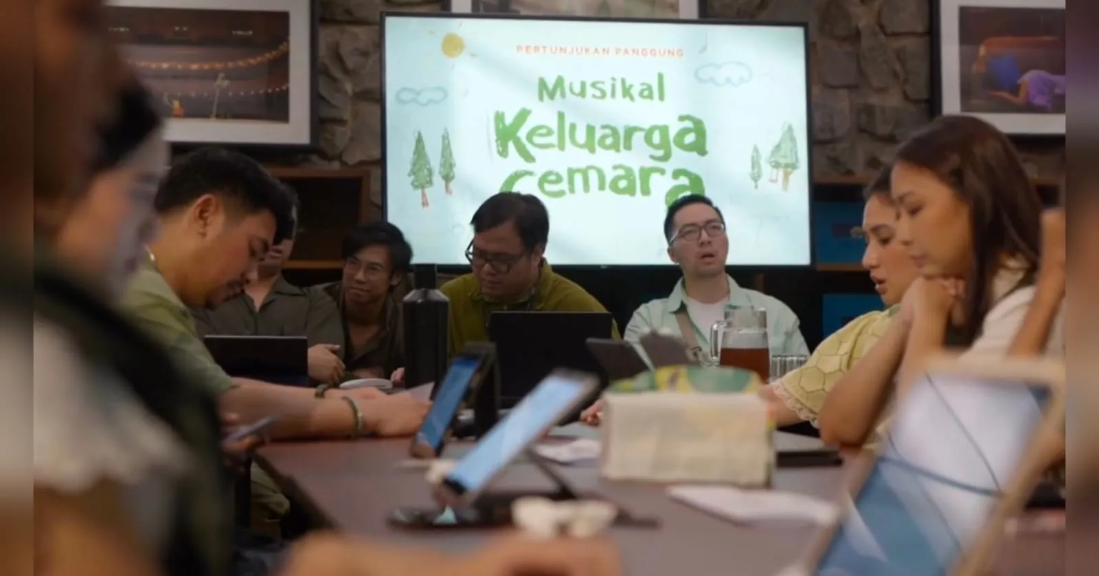Dari Sinetron ke Layar lebar, Keluarga Cemara Debut di Panggung Teater