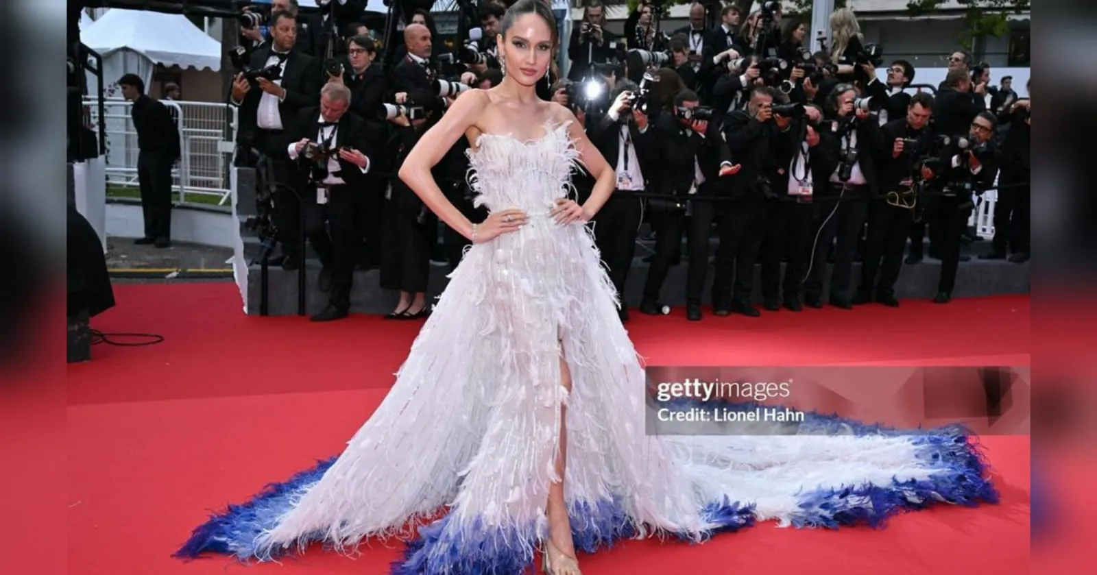 Pesona Cinta Laura Pakai Gaun Jalak Bali di Festival Film Cannes 2024