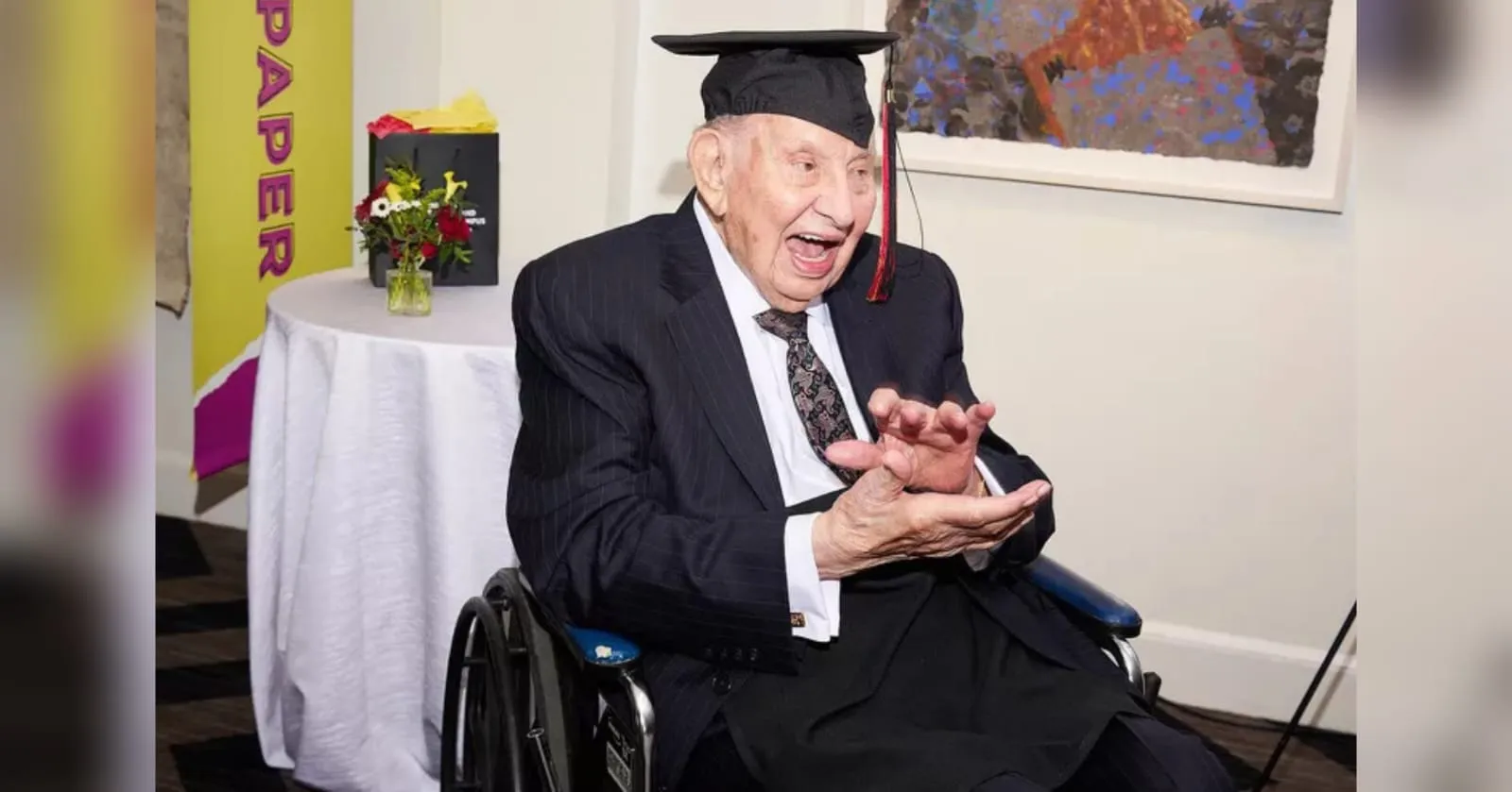 Veteran Perang Dunia II Akhirnya Wisuda di Usia 100 Tahun
