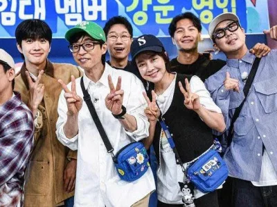 Potret Kang Hoon bersama anggota Running Man lainnya. Foto : Instagram/sbs_runningman_sbs
