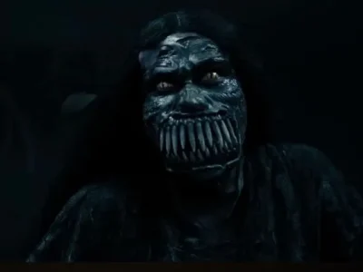 Salah satu sosok karakter yang ada dalam film Malam Pencabut Nyawa (Foto: Youtube Cinema 21)