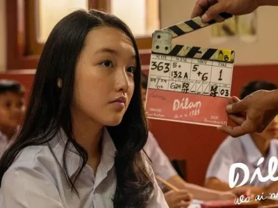 Malea Emma saat memerankan tokoh Mei Lien dalam film Dilan 1983: Wo Ai Ni. (Foto: Instagram/@falconpictures_)