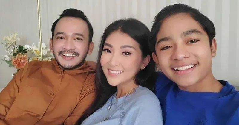 Sarwendah Siap Laporkan Komentar Miring Dirinya dan Betrand Peto