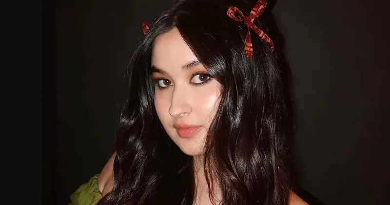 Sambil Gendong Kucing, Putri Titi DJ Umumkan Pertunangannya