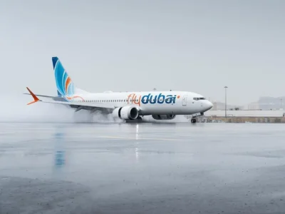HUJAN DERAS: Pesawat hendak lepas take off di Bandara Internasional Dubai yang sempat kacau karena banjir. (Foto: Instagram Dubai Internasional Airport)