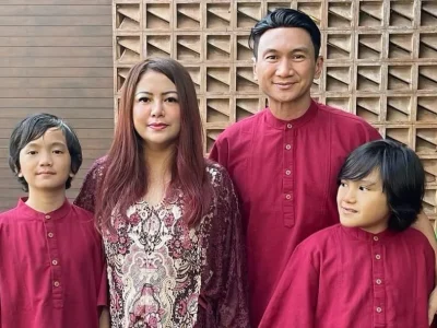 Anji dan Wina akhirnya buka suara soal kabar perceraian mereka. Foto: Dok. Instagram @winatalia