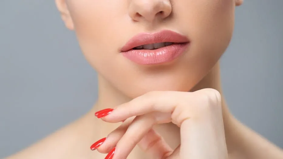 Hati-hati! Lip Scrub Ternyata Bisa Merusak Bibir