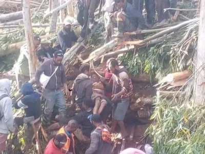 Bencana Longsor Papua Nugini. (Foto: X/dambaana)