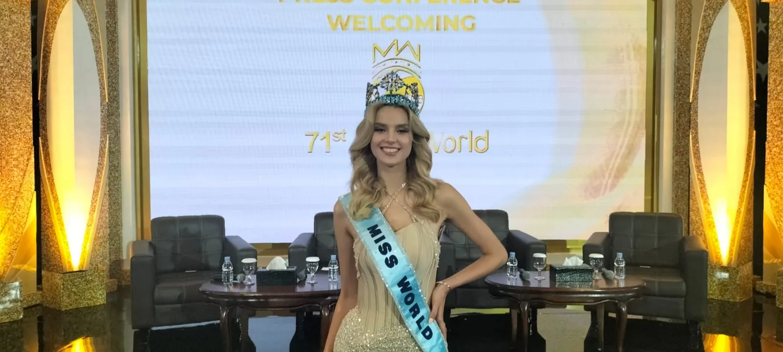 Miss World 2023 Beri Semangat Kontestan Miss Indonesia 2024