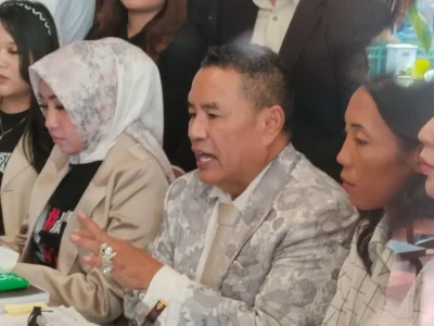 Konferensi Pers Hotman Paris kasus Vina Cirebon