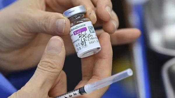 Vaksin AstraZeneca Resmi Ditarik Peredarannya Secara Global