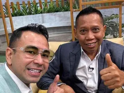 Potret Tukul Arwana kembali ke layar kaca. Foto : Instagram/raffinagita1717