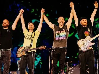 Coldplay akan merilis album baru, Moon Music. Foto : Instagram/coldplay