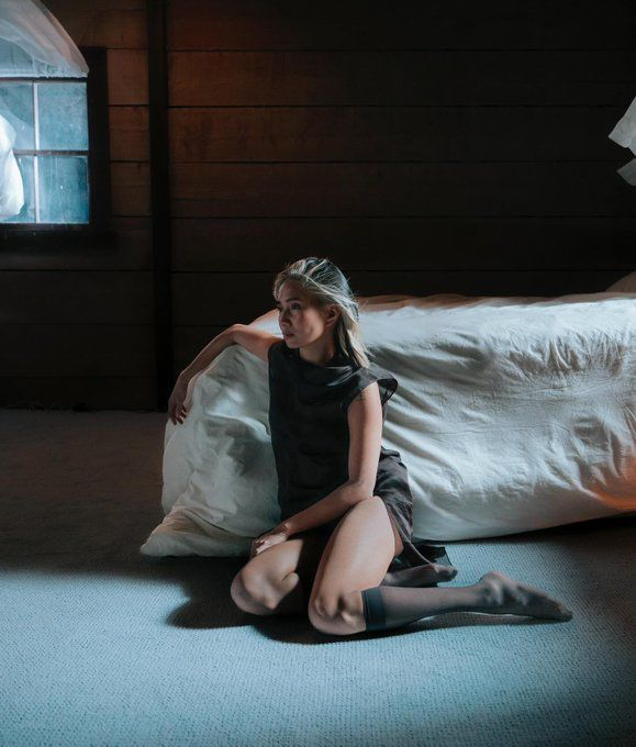 Niki Zevanya merilis single baru berjudul Blue Moon yang merupakan salah satu dari serangkaian lagu yang ada di album terbarunya Buzz. (Foto: X/nikizevanya)
