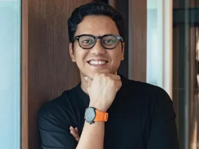Ditantang netizen, Arief Muhammad wujudkan buat rumah di dalam mal. (Foto: Instagram/ariefmuhammad)