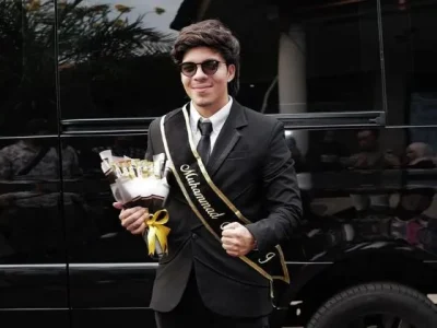 Atta Halilintar akhirnya resmi berijazah SMA di usianya yang kini 29 tahun. (Foto: Instagram/attahalilintar)