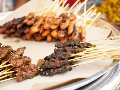 Resep sate kambing mudah, anti ribet, cocok untuk pemula di dapur. (Foto: freepik)
