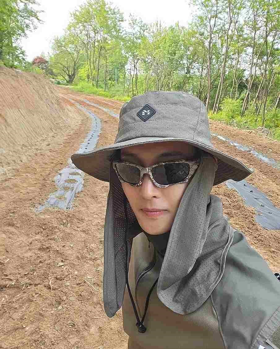 Bintang drama Kim Hyun Joong temukan ketenangan di balik kesederhanaan sebagai Youtuber dan petani jagung. (Foto: instagram/hyunjoong860606)