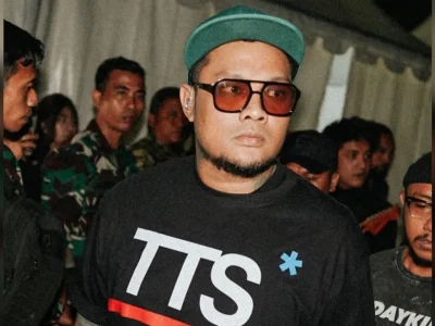 DITANGKAP KARENA NARKOBA: Virgoun Sempat Unggah Momen di Labuan Bajo (Foto : Instagram/@virgoun_)