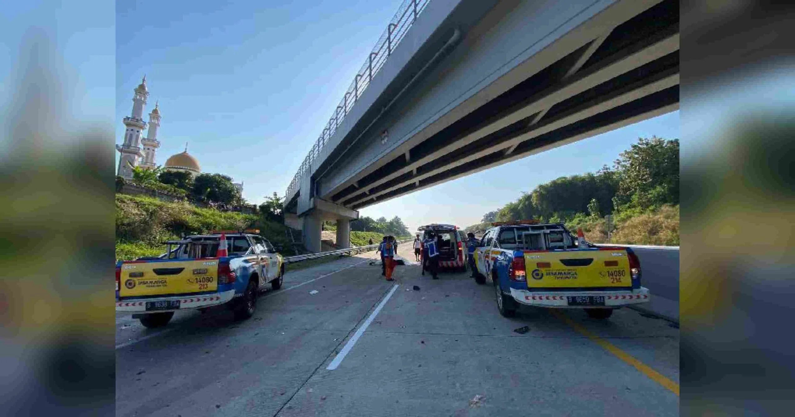 Mobil Pajero Tabrak Truk di Kendal, 4 Penumpang Tewas